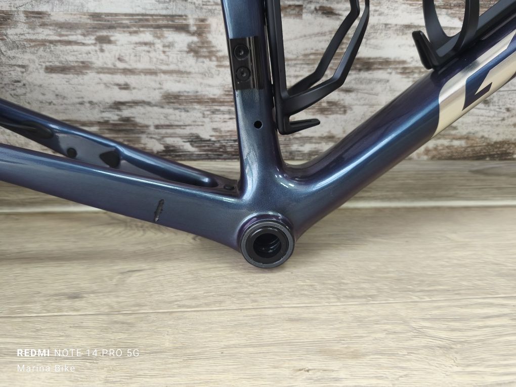 Карбоновa шосейна рамка Giant TCR Pro 0 Disc 2024 | S