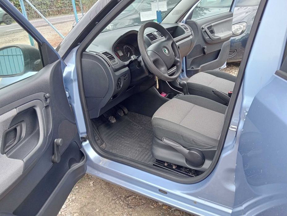 Vand Soka Fabia 1.2 benzina CASH sau RATE