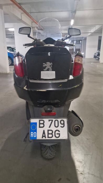 Se vinde un Peugeot Satelis 250cc din anul 2008