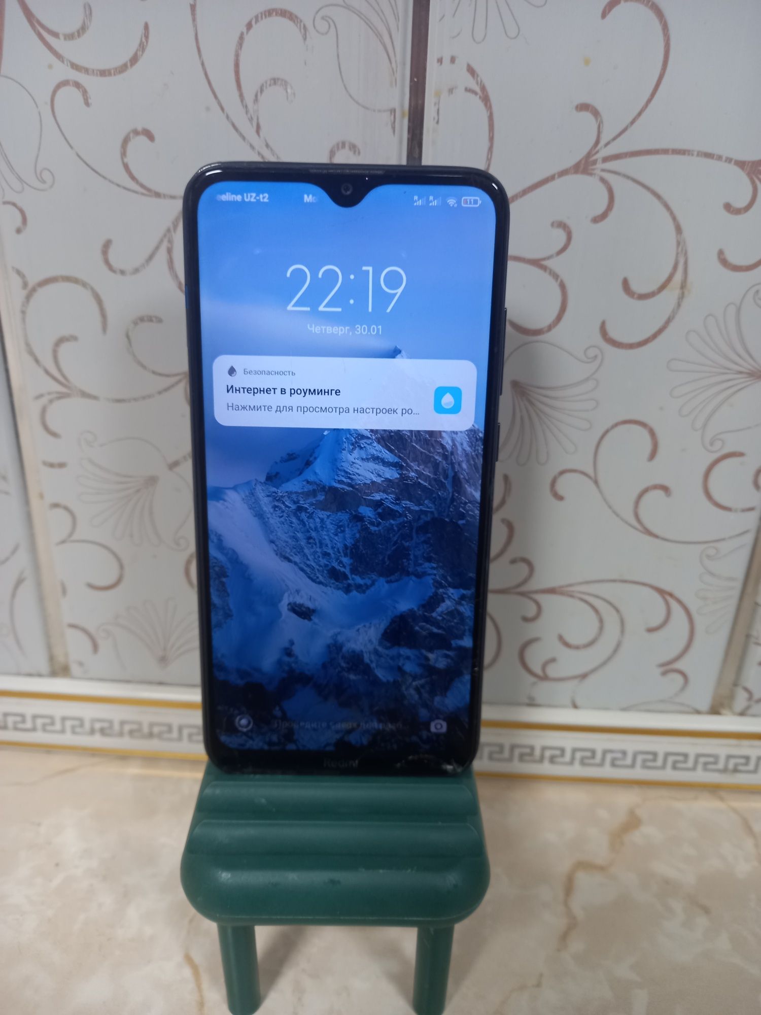 Почти новый смартфон redmi 8