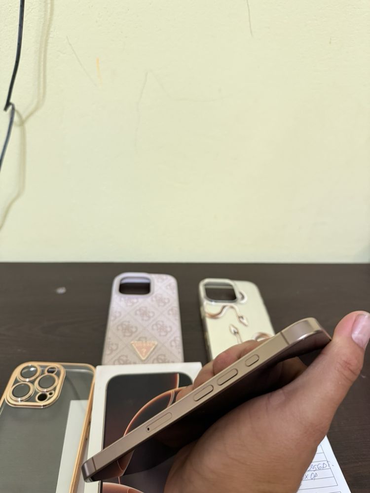Iphone 16 Pro Desert Titanium 256 GB