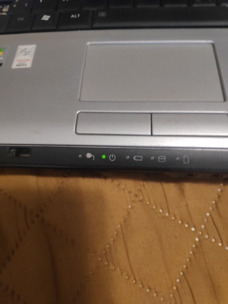 Toshiba Satellite L300D defect
