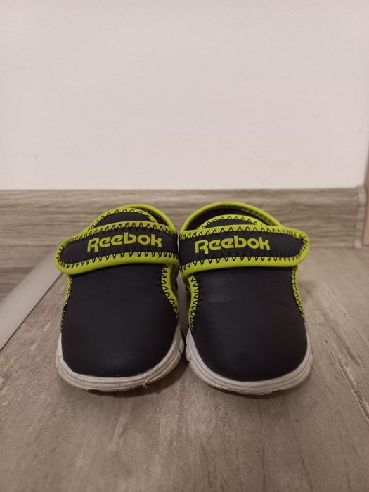 Бебешки/детски сандали REEBOK в отлично състояние