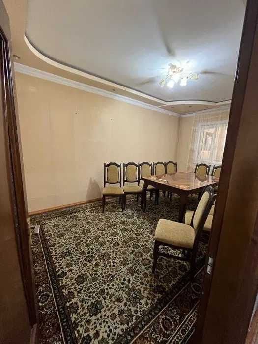 Срочно сдается квартира 4/2/4,метро Тинчлик.