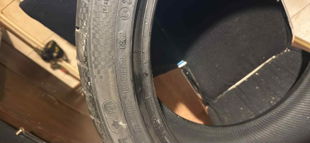 Vând anvelope de vara continental R 19