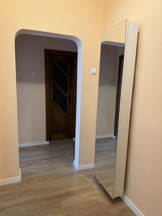Тристаен апартамент под наем