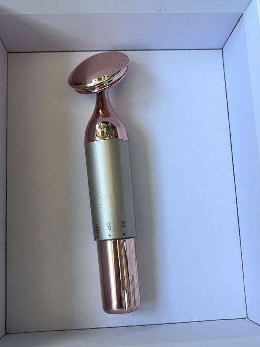 Вибриращ масажор за лице