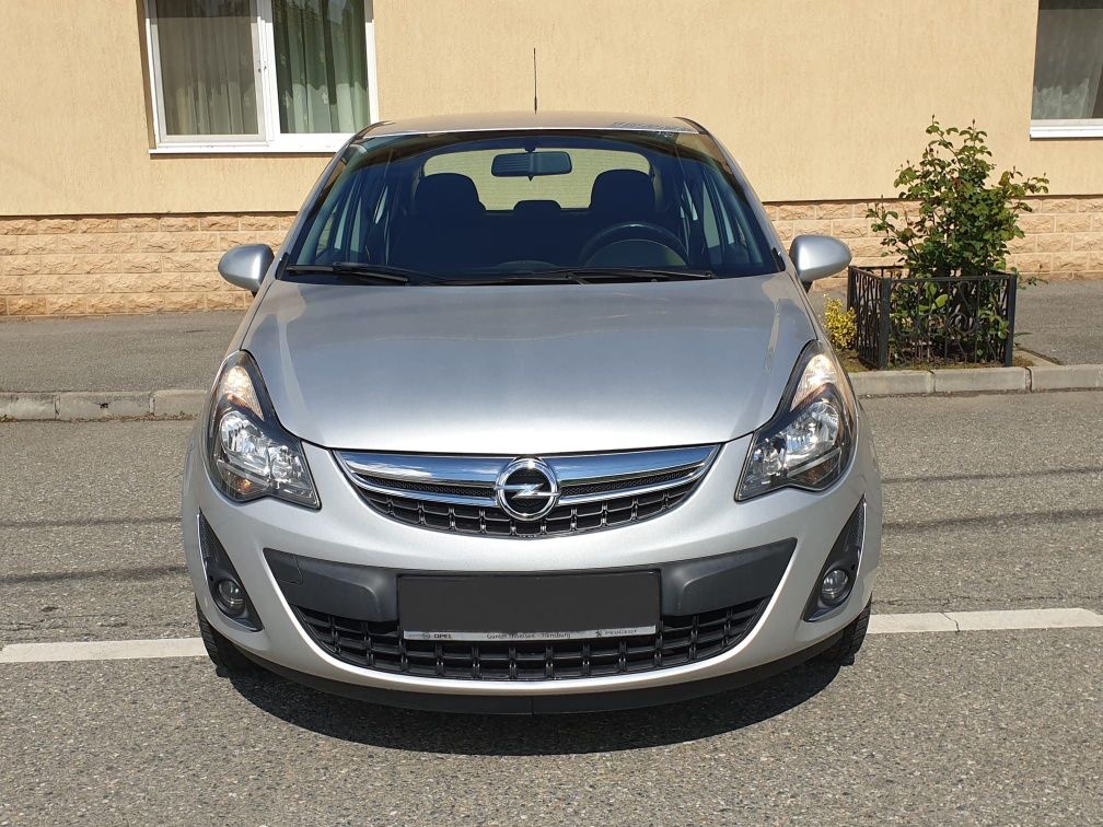 Opel Corsa D 1.2 benzina 2014 euro 5