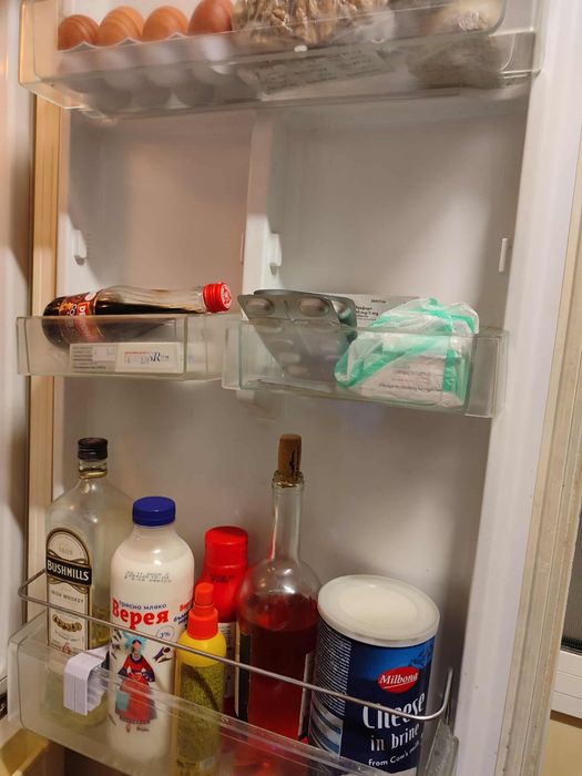 Хладилник с фризер Samsung