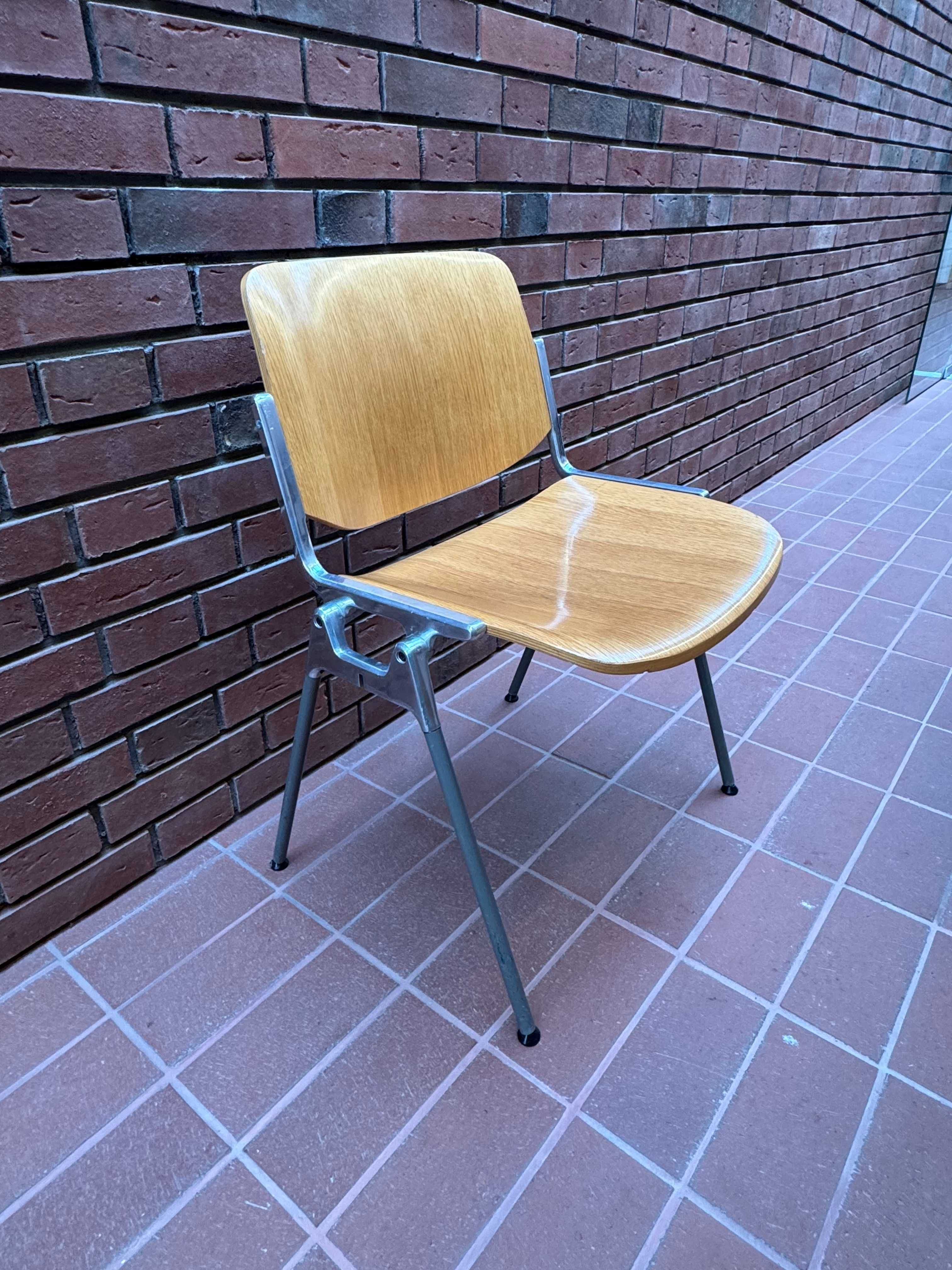 Стифиращи се столове, Giancarlo Piretti for Castelli, 1960'