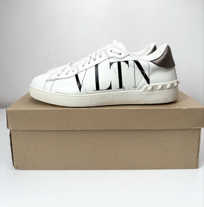 Valentino Garavani  (40) Дамски Обувки