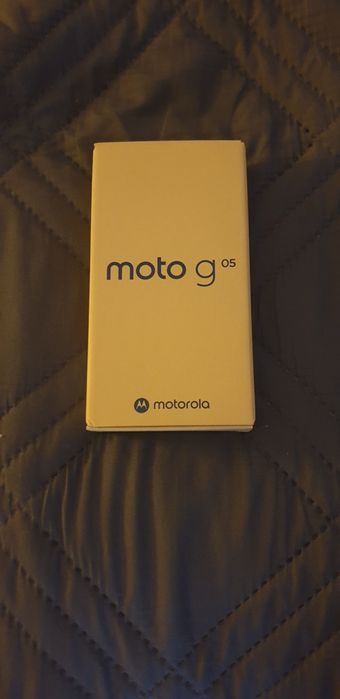 Продавам чисто нов телефон Motorola G05  с гаранция 2г.