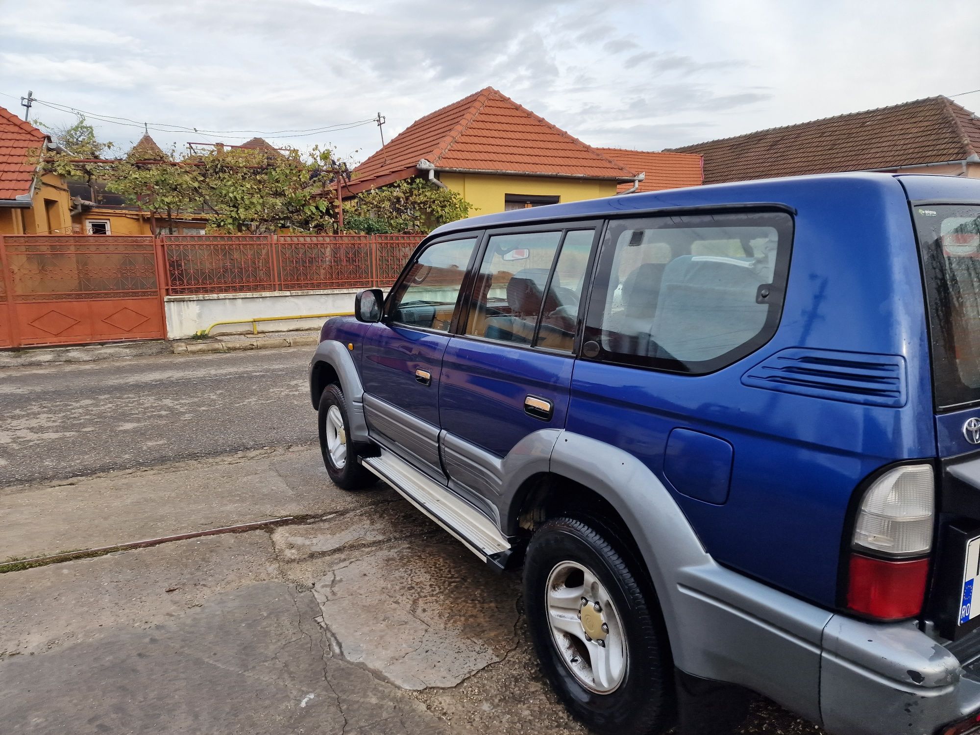 Dezmembrez Toyota Land Cruiser j95 Facelift