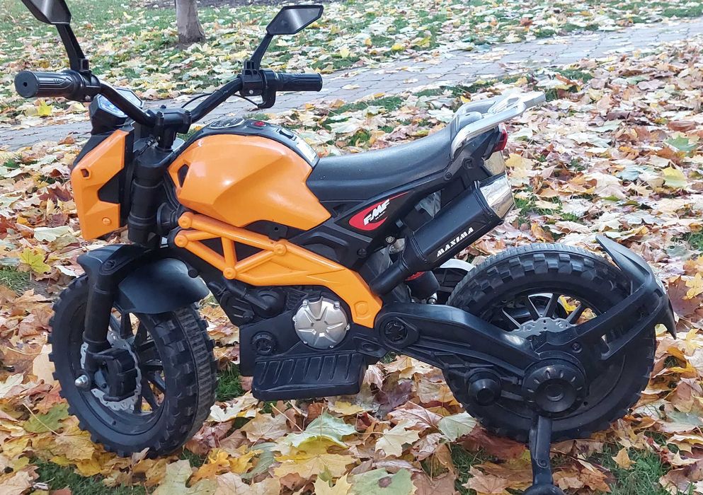 Motocicleta electrica * 2-8 ani * Motor 25W * Acumulatori Noi