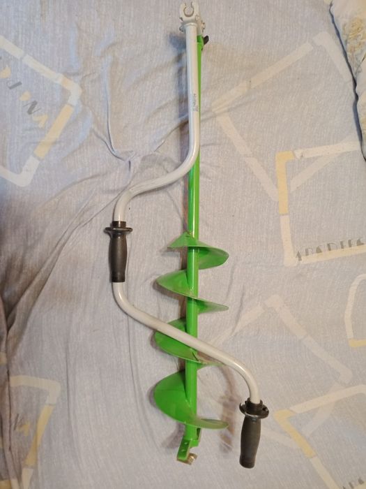 Ледобур Гелиос  бу один сезон