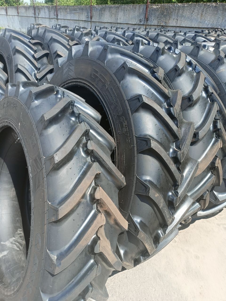 Belshina 15.5-38 F-2A 8PR