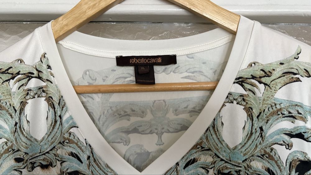 Дамска оригинална тениска Roberto Cavalli нова