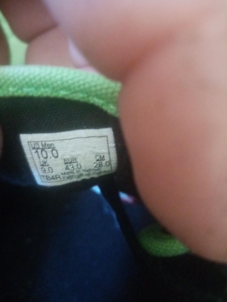 Кецове   VANS запазени 43номер