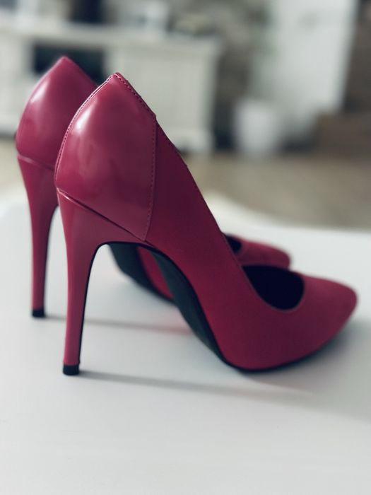 Pantofi stiletto magenta