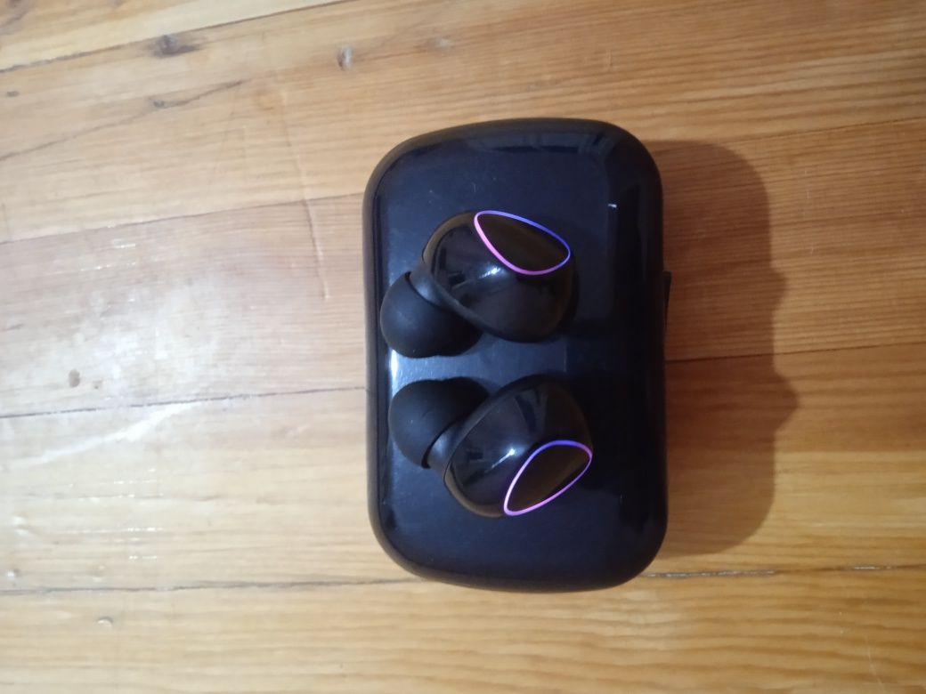 Airpods, quloqchinlar