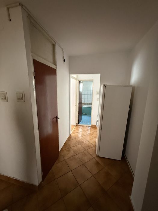 Apartament 2 camere de vanzare