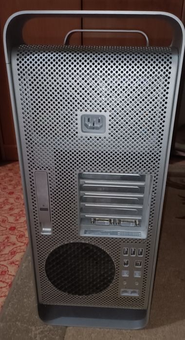 Mac Pro 1.1 ( 2006 )