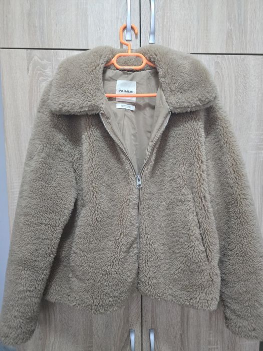 Пухено яке pull and bear