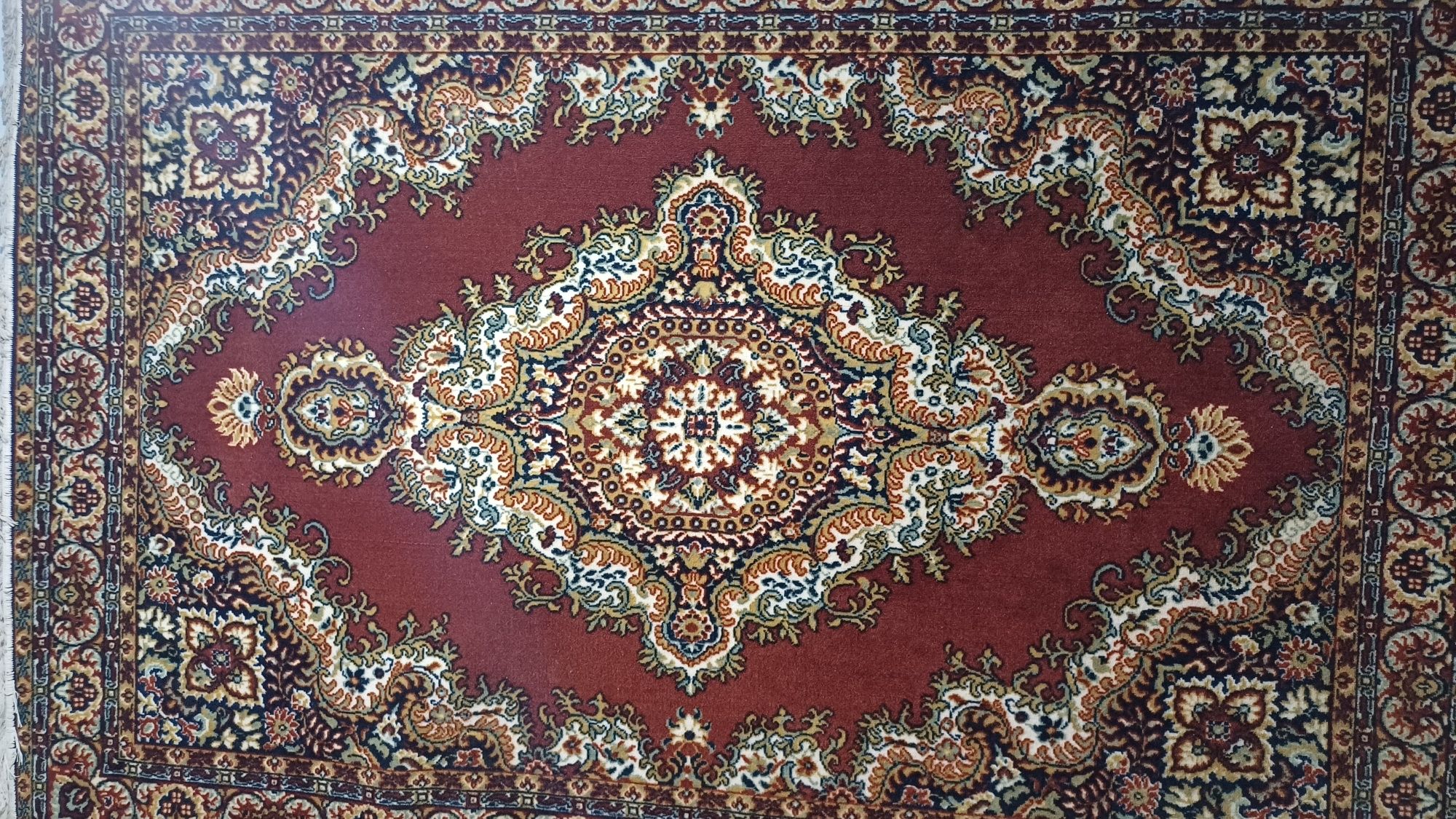 Продам палас 2×3м