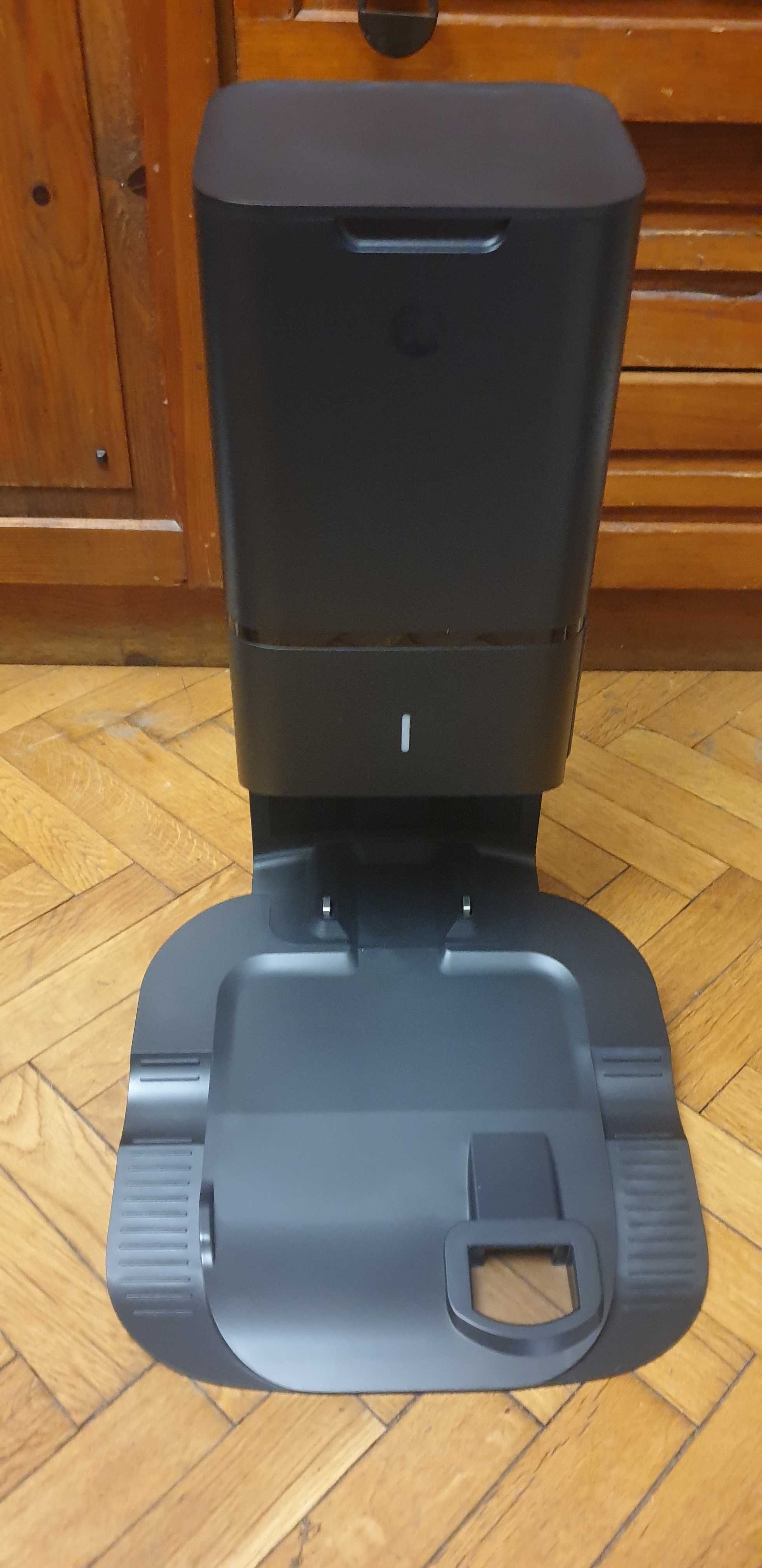 Roomba i7+ робот прахосмукачка