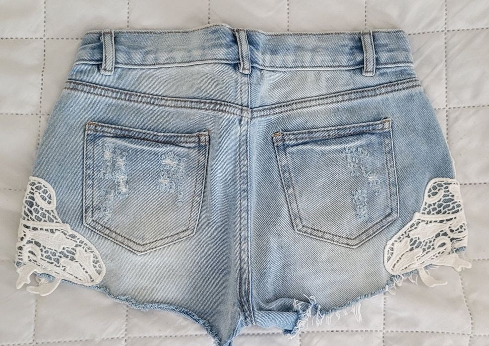 Pantaloni scurți denim