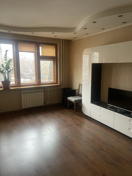 Срочно сдам 2х комнатную квартиру район Тайги