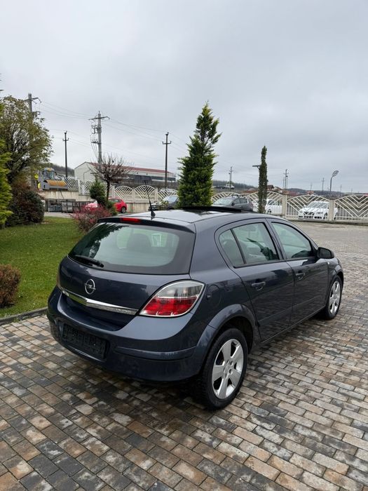 Vand Opel Astra h 1.9 cdti an 2009