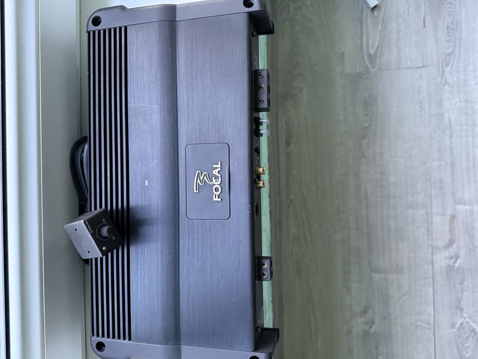 Продаю моно усилитель  FOCAL