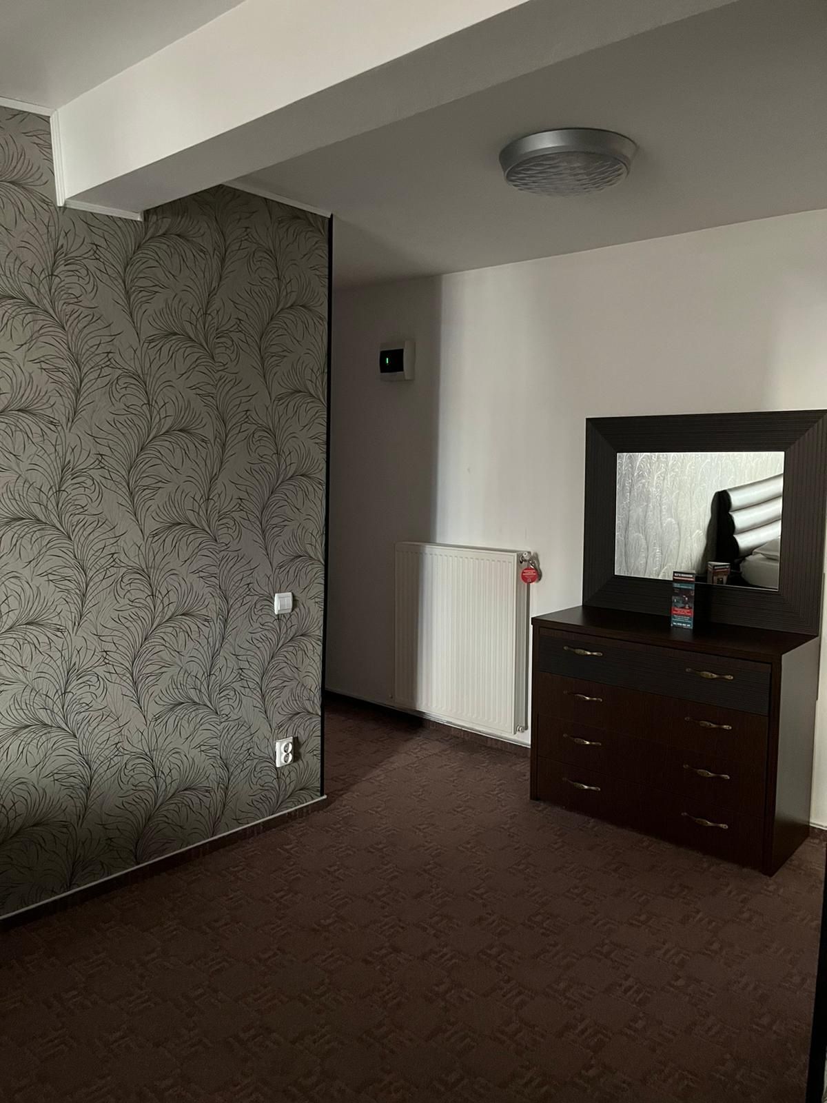 Regim hotelier-pret accesibil