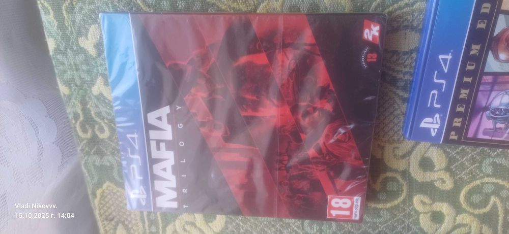 Игри също имам и волан с педали (Logitech) + оригинален Контролер V2