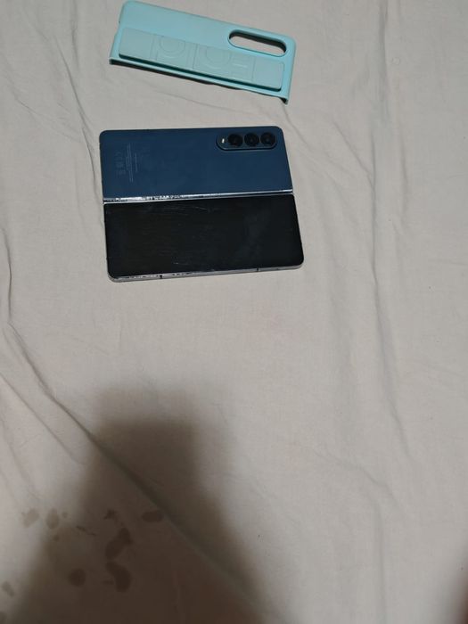 Samsung z fold 4