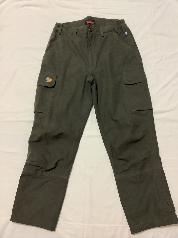 Fjall Raven pantaloni marime 46