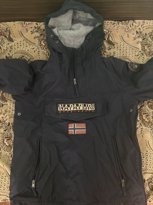Оригинално яке Napapijri