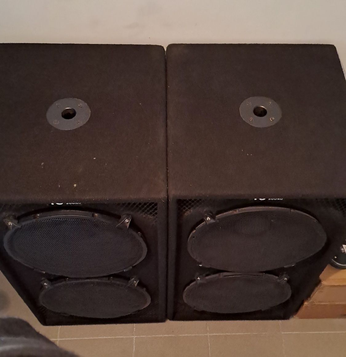 Двойни бас каси 15inch. 2x2000W. на 4ohms. Eighteen Sound.