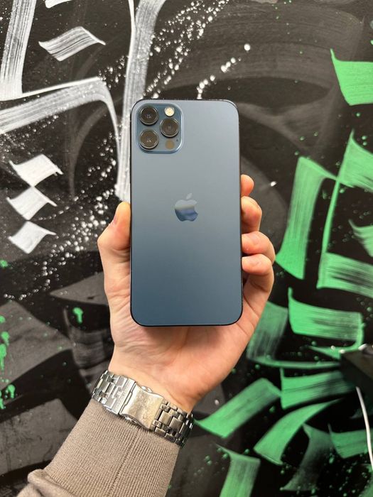 Айфон 12 про макс продаю за 45.000