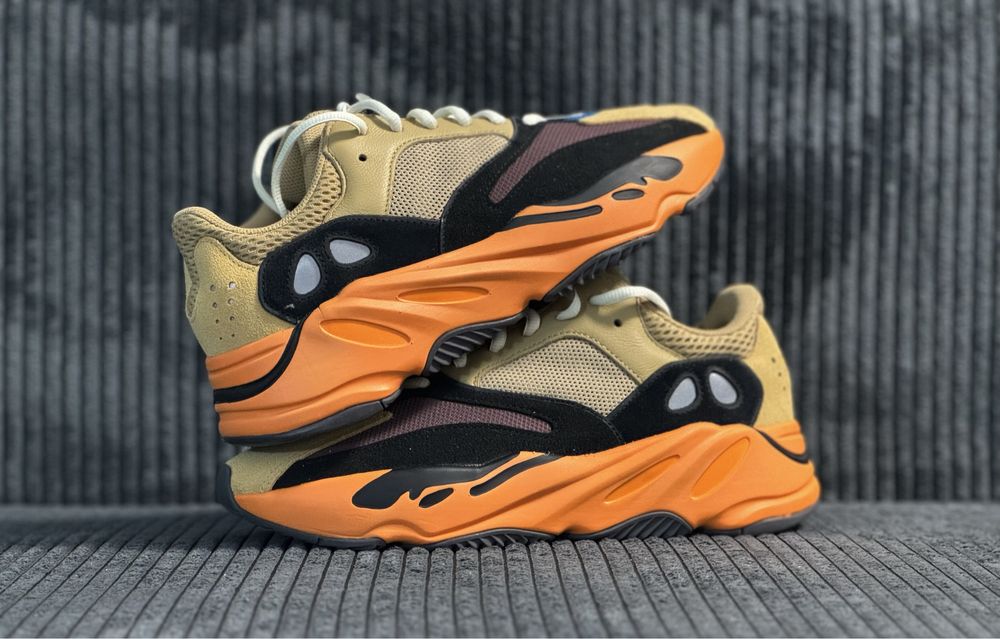 Adidas Yeezy boost 700 enflame