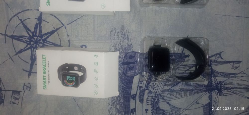 Смарт часовници!  Чисто нови!