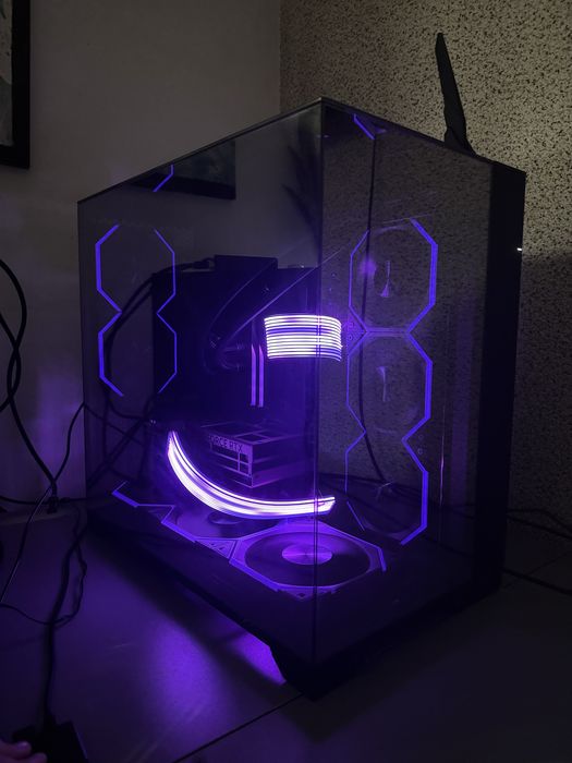 PC Gaming i9 14900K RTX 5070 Ti [ High-Ultra ]
