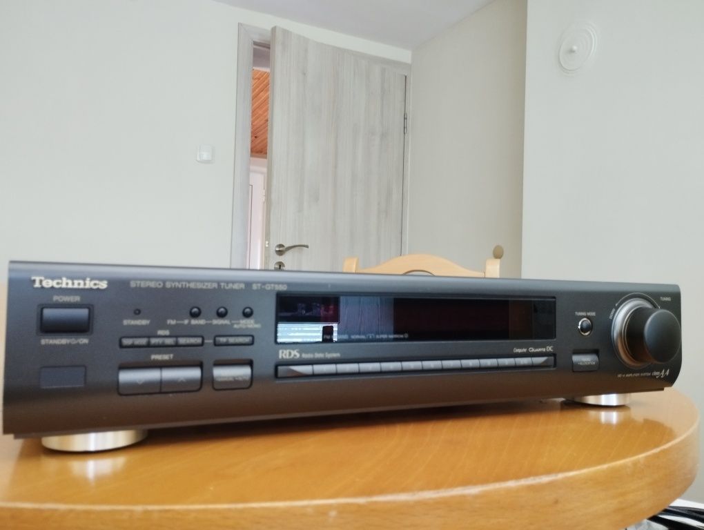 Тунер Technics ST-GT550