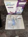 Ръчна помпа за кърма Philips Avent- Natural Motion + подарък