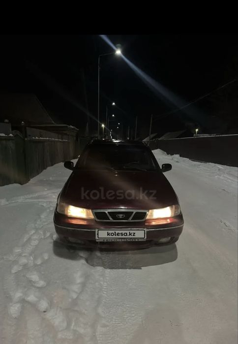 Продам машину срочно нексия