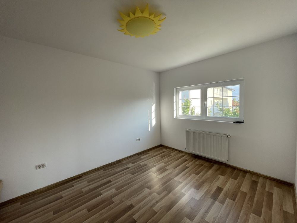Apartament 3 camere Dumbravita cu 160mp teren in proprietate