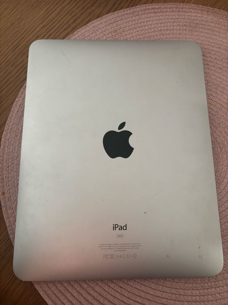 Apple айпад 2011 година