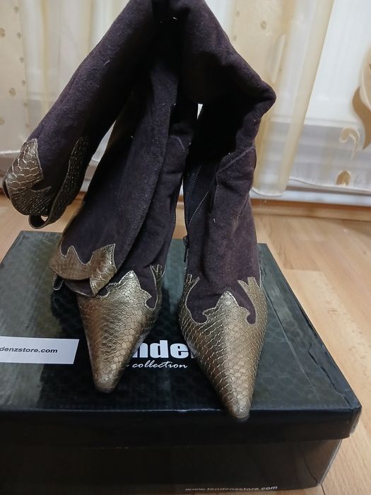 Vând cizme ptr.damă