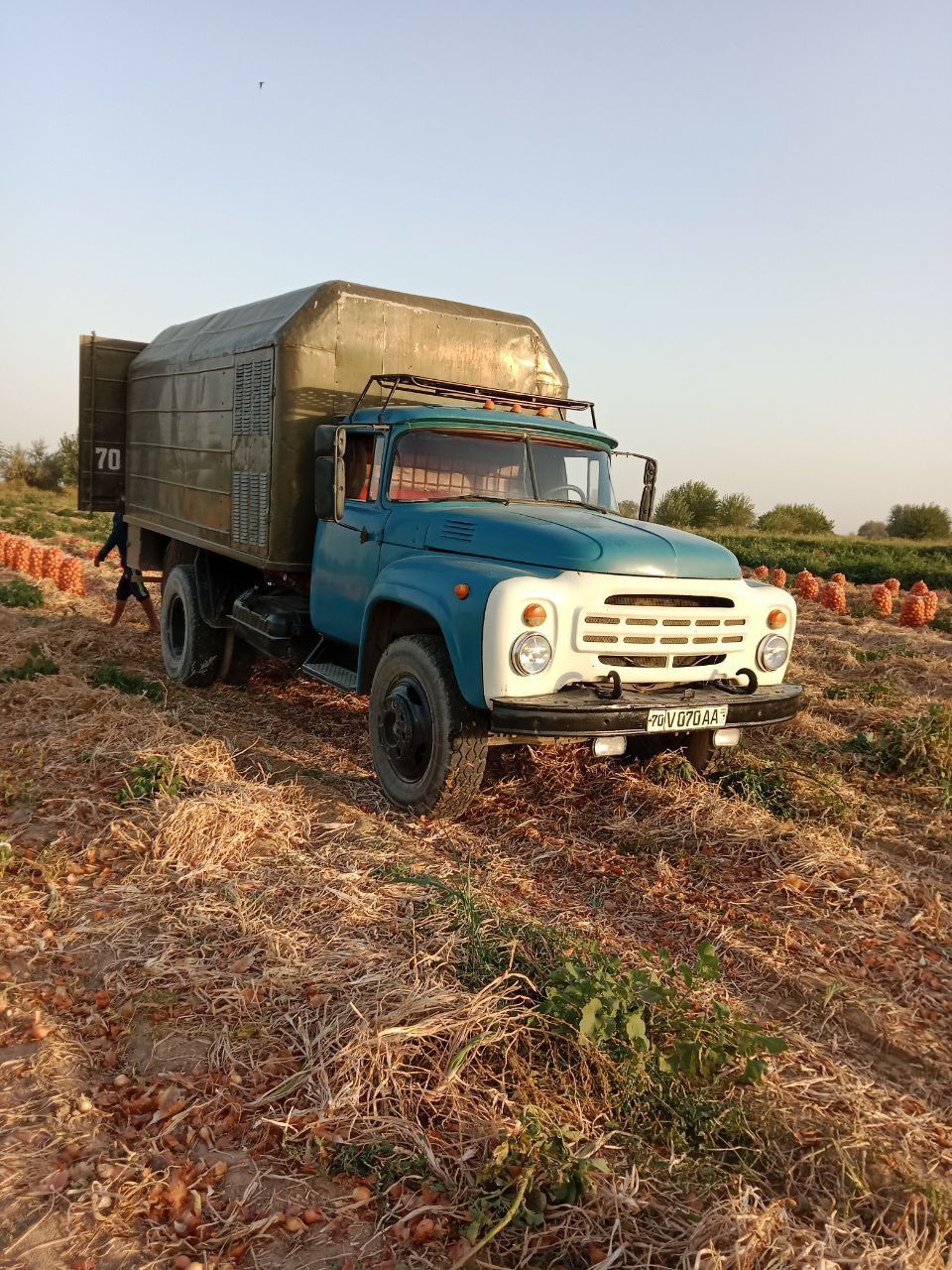 Zil ural sotiladi